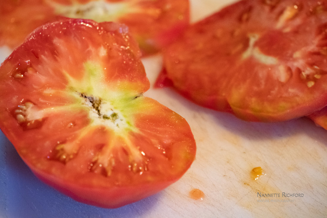 Brandywine tomato slice